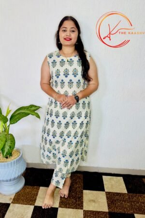 Pure white cotton co ord set with blue butti design