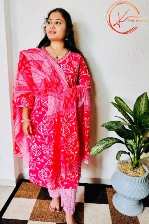 Pink leaf printed cotton suit set with printed dupatta