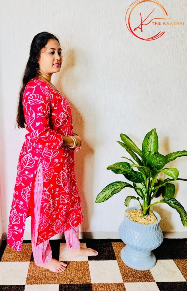 Pink leaf printed cotton suit set with printed dupatta - Image 5
