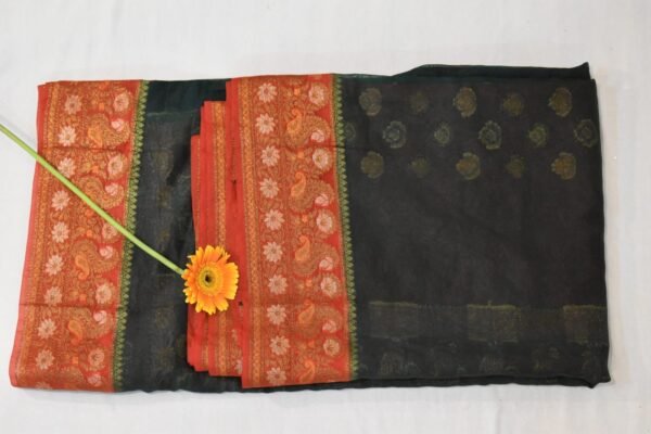 Bottle Green With Red Border Cora Banarasi Silk Saree - Image 5