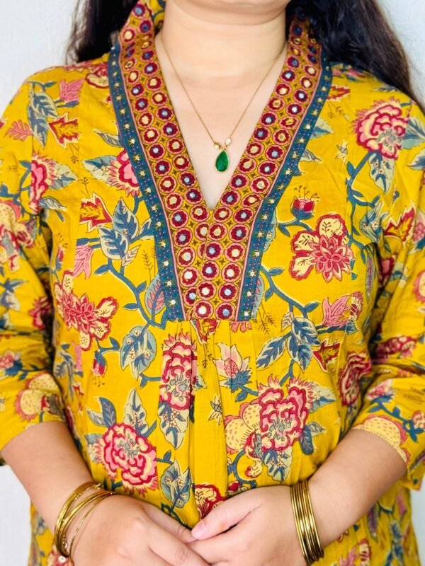 V-neck Mustard Anarkali Dupatta Set in pure cotton with Plazzo pant. - Image 4