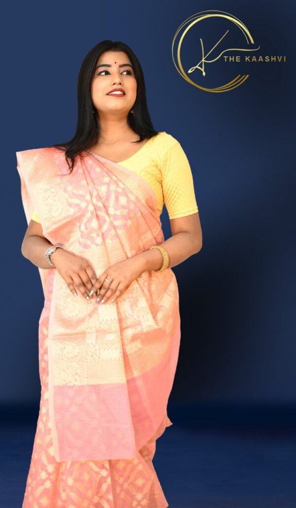 Golden Peach Patola Banarasi Saree - Image 3