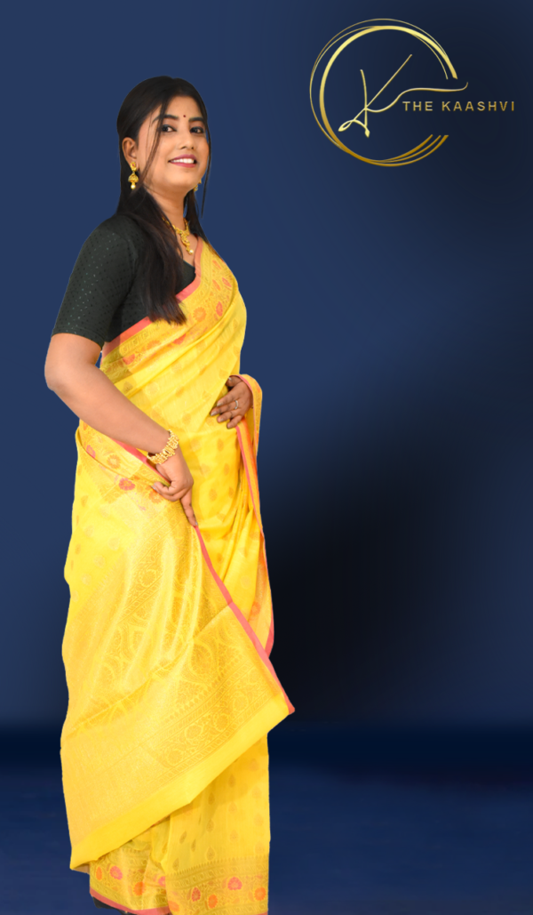 Yellow Cotton Silk Butti Banarasi Saree - Image 4